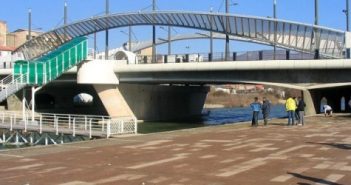 Beograd i Priština će oformiti radnu grupu za rešenje problema mosta u Kosovskoj Mitrovici
