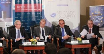 Devenport na Beogradskom bezbednosnom forumu: Srbija pravi konkretne korake ka EU