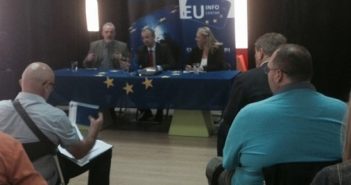 Ambasador Devenport razgovarao sa novinarima lokalnih medija