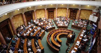 U Narodnoj skupštini održana završna debata Evropske škole debate
