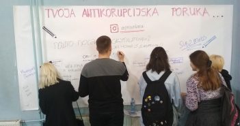 Други антикорупцијски час у Новом Саду