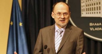 Kacin: Srbi na severu da što pre formiraju lokalne samouprave