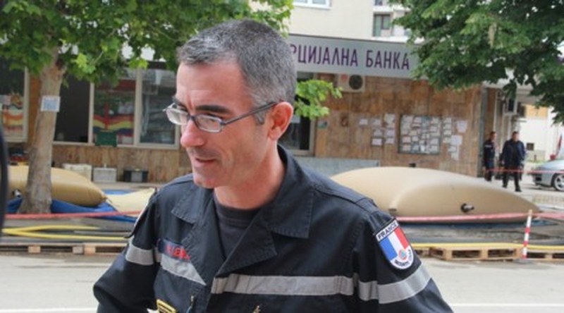 Major Bertran Legran koordinira rad jedinice za prečišćavanje vode u Svilajncu i Ćupriji 