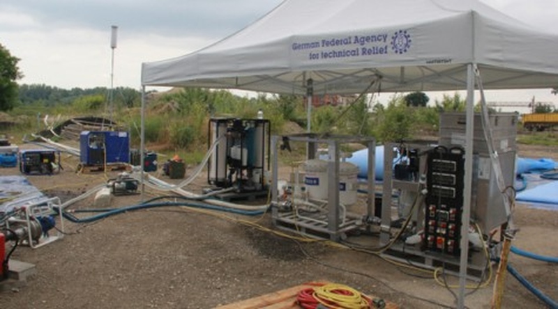 Nemačka federalna agencija za tehničku pomoć uputila je jedinicu za prečišćavanje vode koja obezbeđuje vodu za piće za ceo Obrenovac 