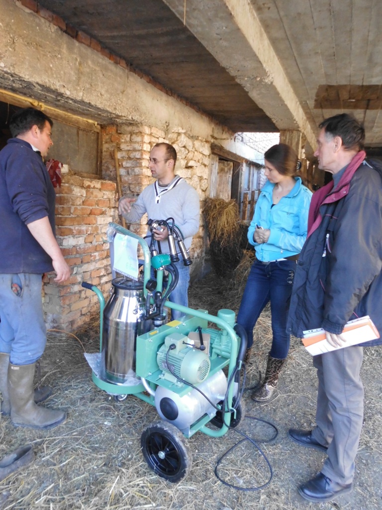 training-on-use-of-milking-equipment-07-april-2015-ub-copy