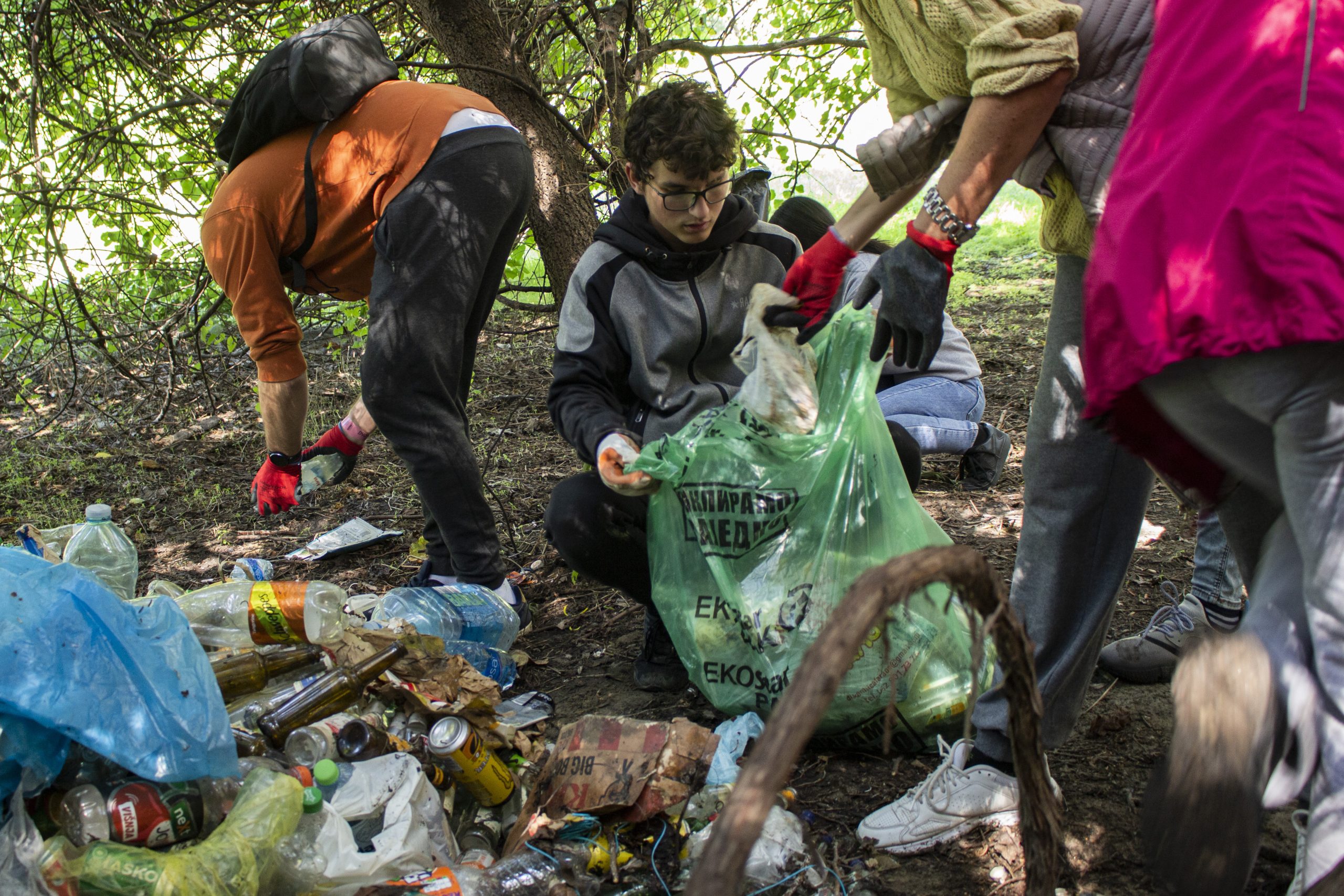 Volonteri očistili plažu u Novom Sadu