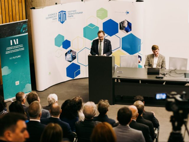 Veštačka inteligencija – sadašnjost i budućnost