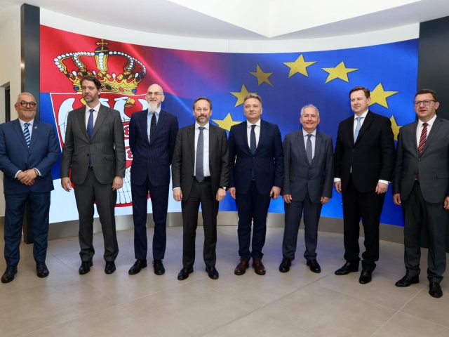 Ambassadors of the EU, Italy and Slovakia visited Kragujevac