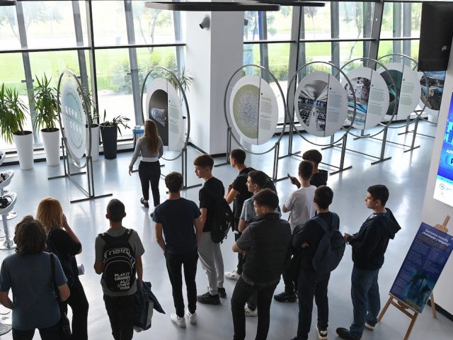 Exhibition and Caravan “Innovation on the Move” in Niš to Mark Europe Day